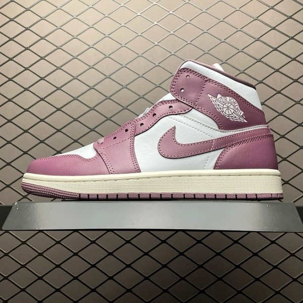 Air Jordan Air Jordan 1 High OG 'Pinksicle' Shoes