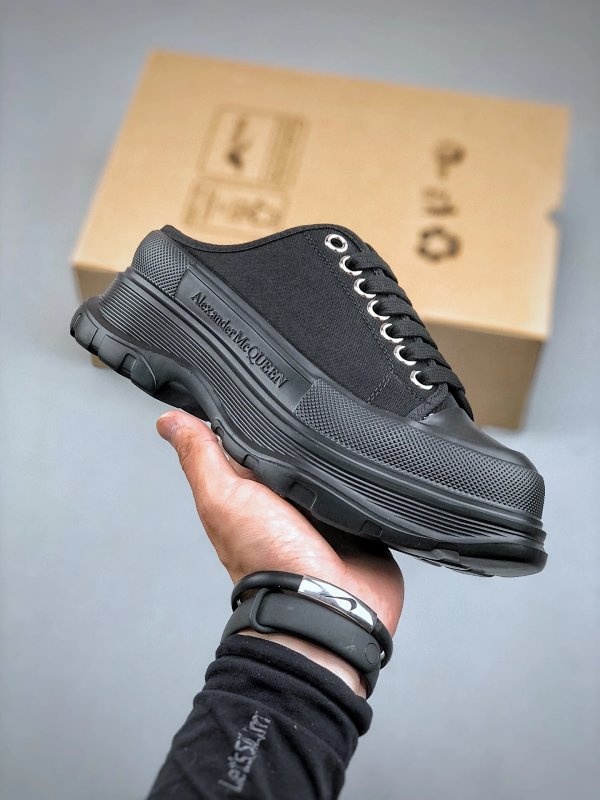 Alexander McQueen Black Shoes