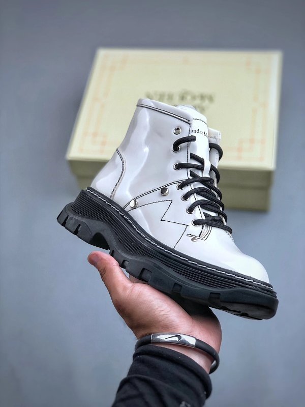 Alexander McQueen Leather Ankle Boots White Shoes