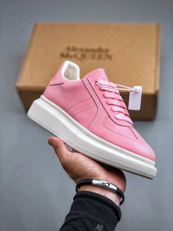 Alexander McQueen Oversized Sneaker Pink Shoes