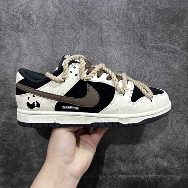 Goodluck Sneakers Cream Shoes