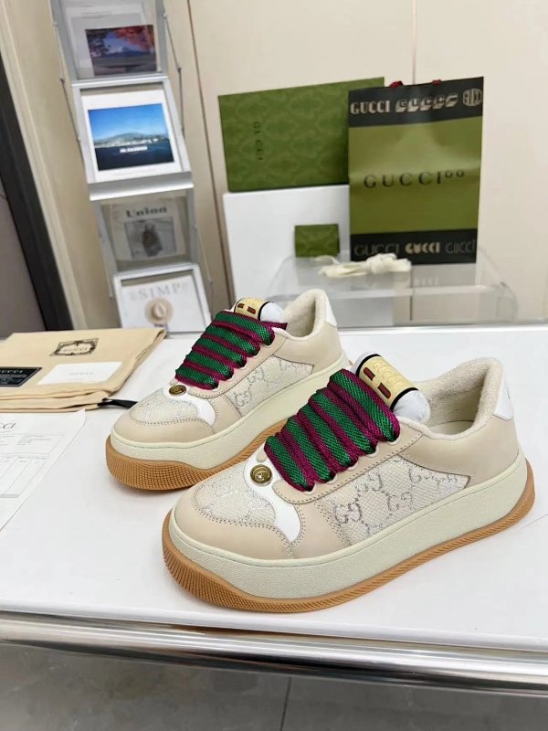 Gucci Sneakers Beige Shoes