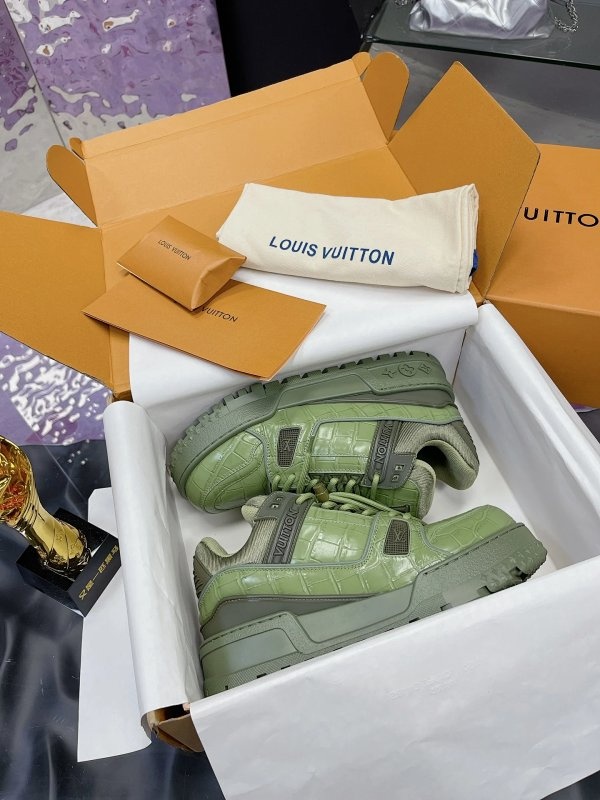 Louis Vuitton Green Sneakers Shoes