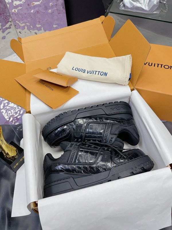 Louis Vuitton Run Away Sneaker Black Shoes