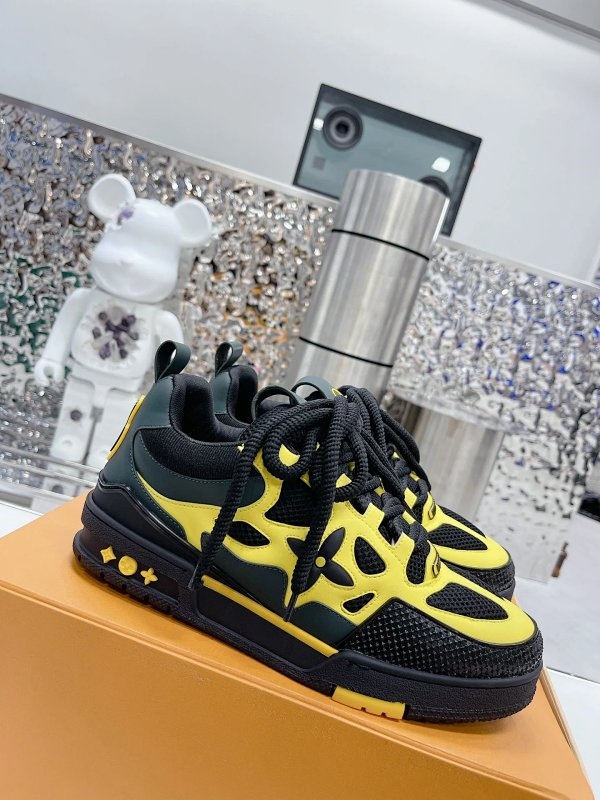 Louis Vuitton Sneaker Black Yellow Shoes