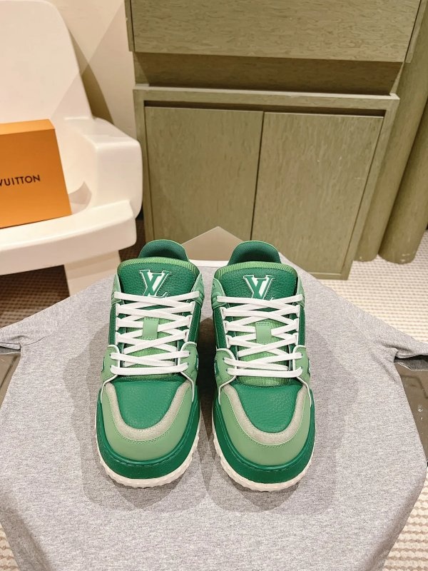 Louis Vuitton Sneakers Green Shoes
