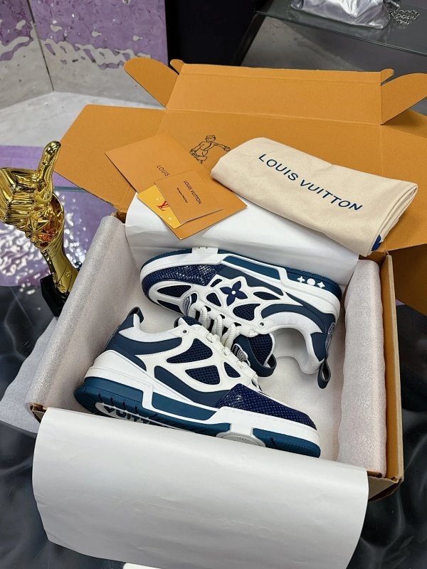 Louis Vuitton Sneakers Navy Shoes