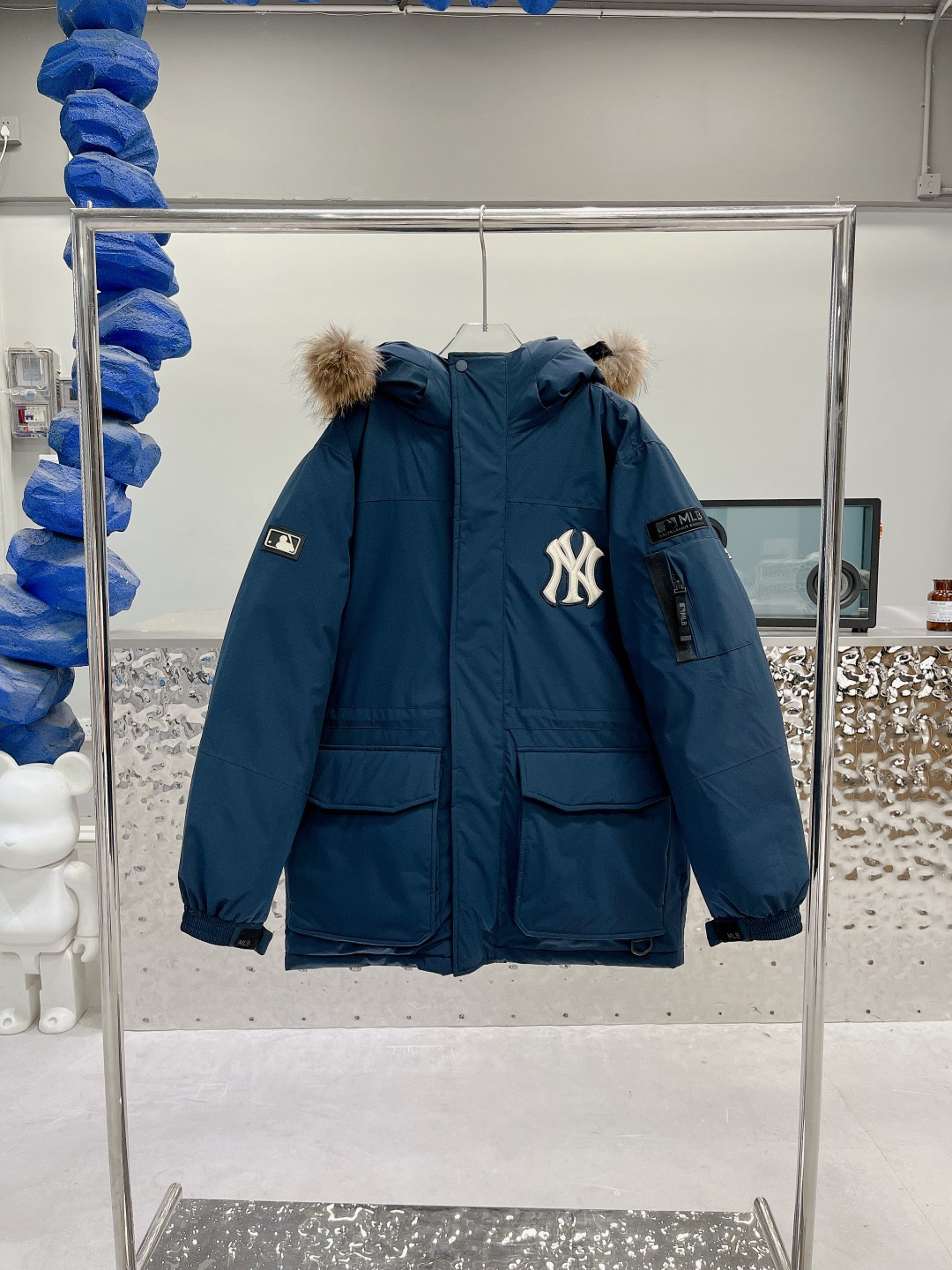 Mens and Womens Hooded Vintage Old Flower Down Jacket