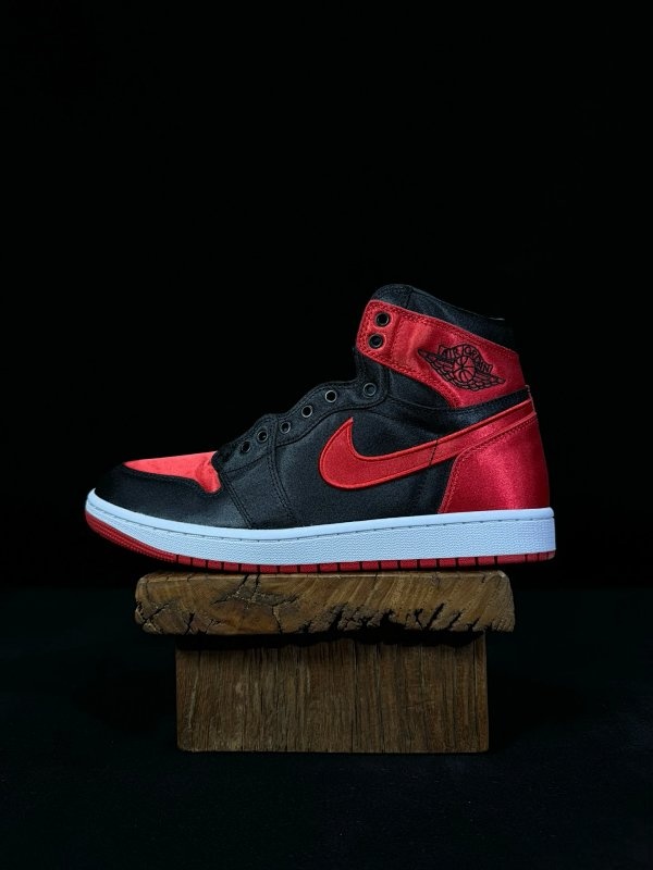 Nike Air Jordan 1 Black/Red Shoes