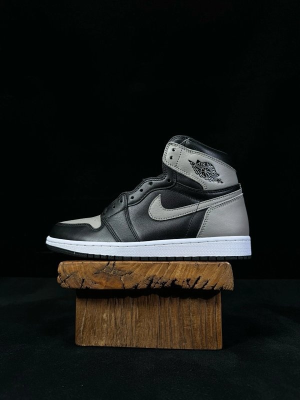 Nike Air Jordan 1 Retro OG High OG Black/Grey Shoes
