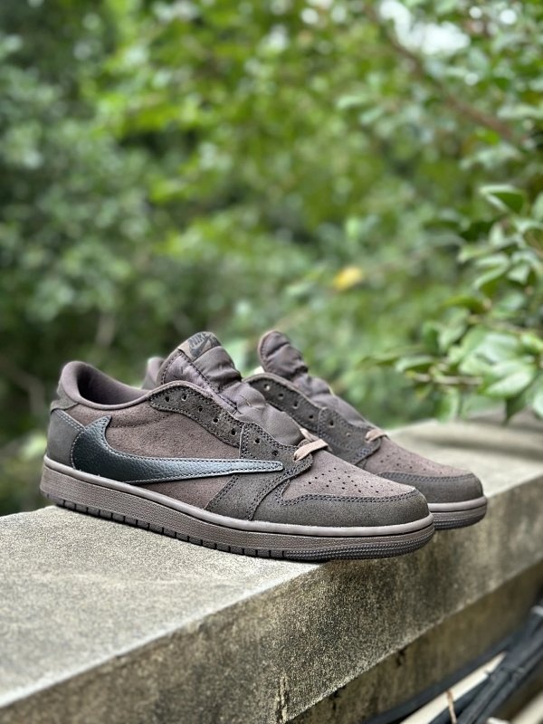 Nike Air Jordan Brown Shoes