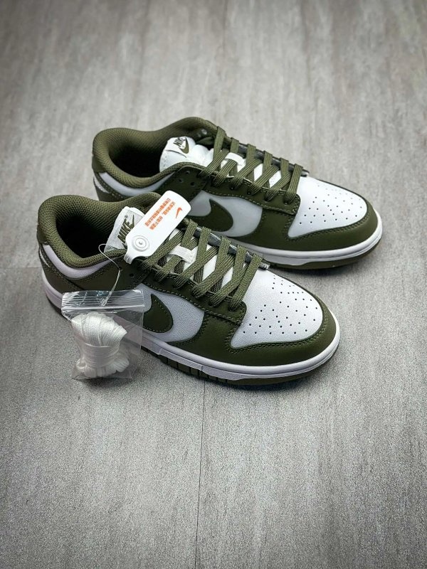 Nike Dunk Low Green/White Shoes
