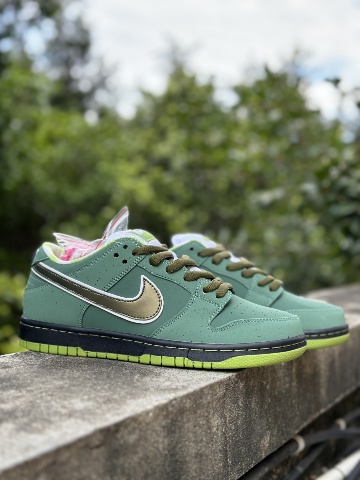 Nike Dunk Low SP Green Shoes