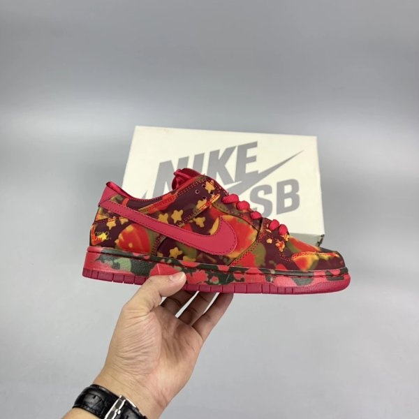 Nike SB Dunk Low Red Camo Shoes