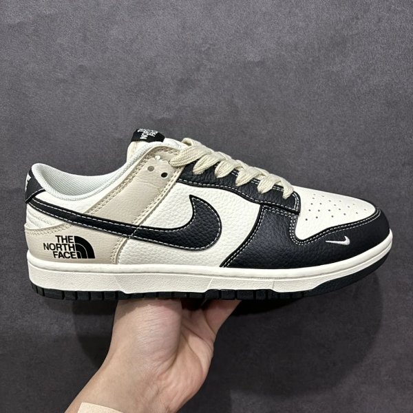 The North Face / Nike Sneakers Black Shoes