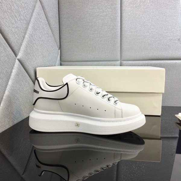 Alexander McQueen Oversized Sneaker 'White Iridescent'