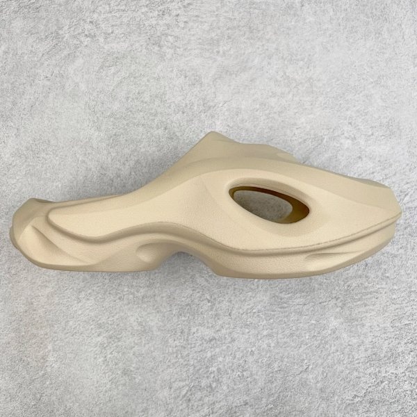 Yeezy Yeezy Foam Runner Beige Shoes