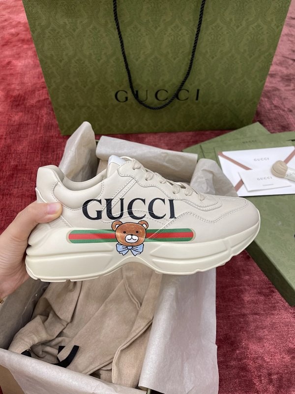 gucci shoes pops bear prints