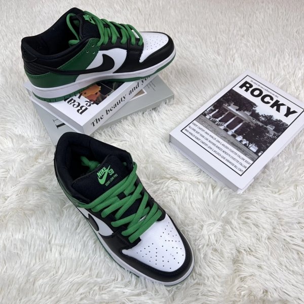 nike sb dunk black green