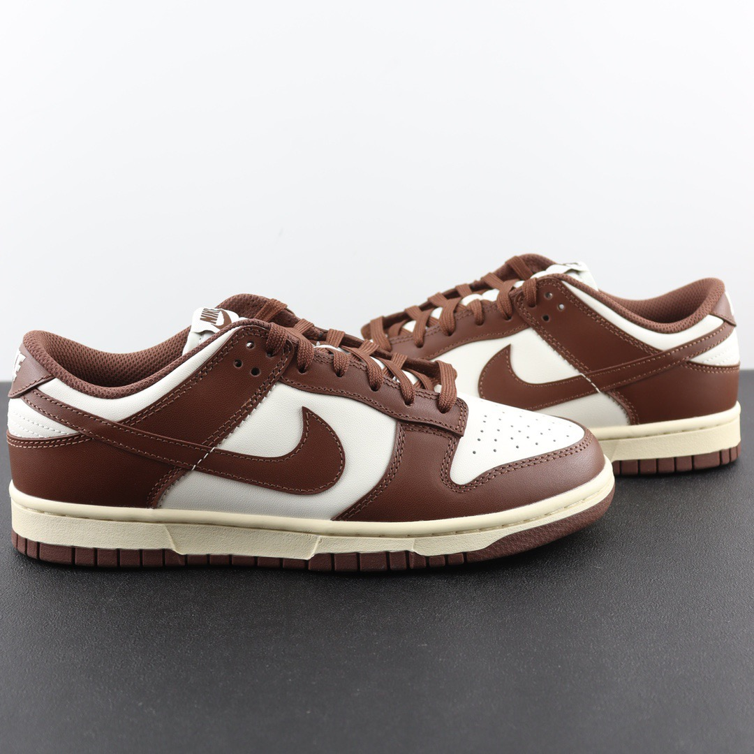 dunk Chocolate brown and white