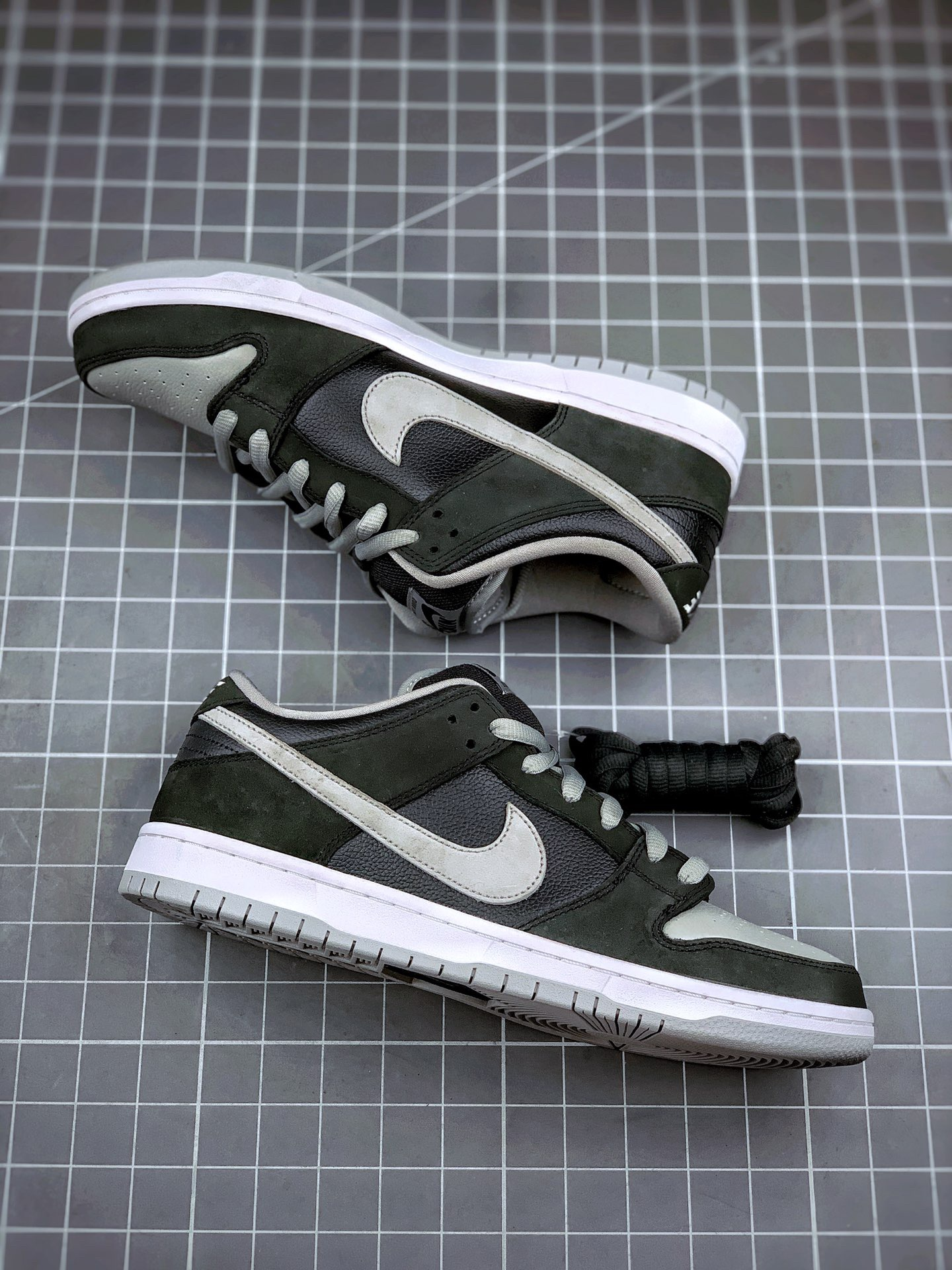 sb Shadow Gray Jay Chou